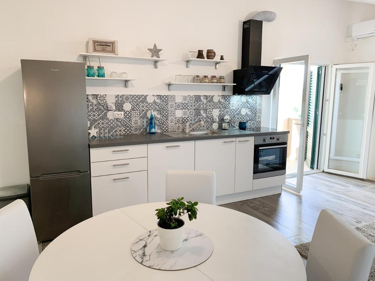 Apartmani Carnizza Ražanac Exteriér fotografie