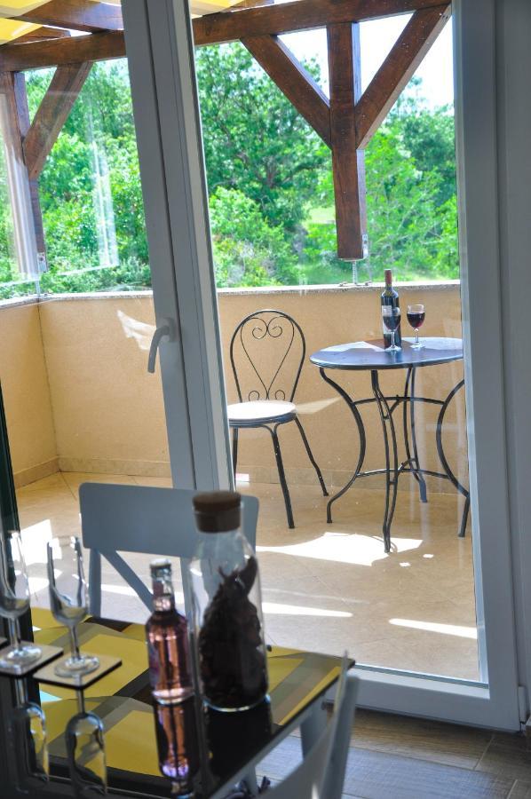 Apartmani Carnizza Ražanac Exteriér fotografie